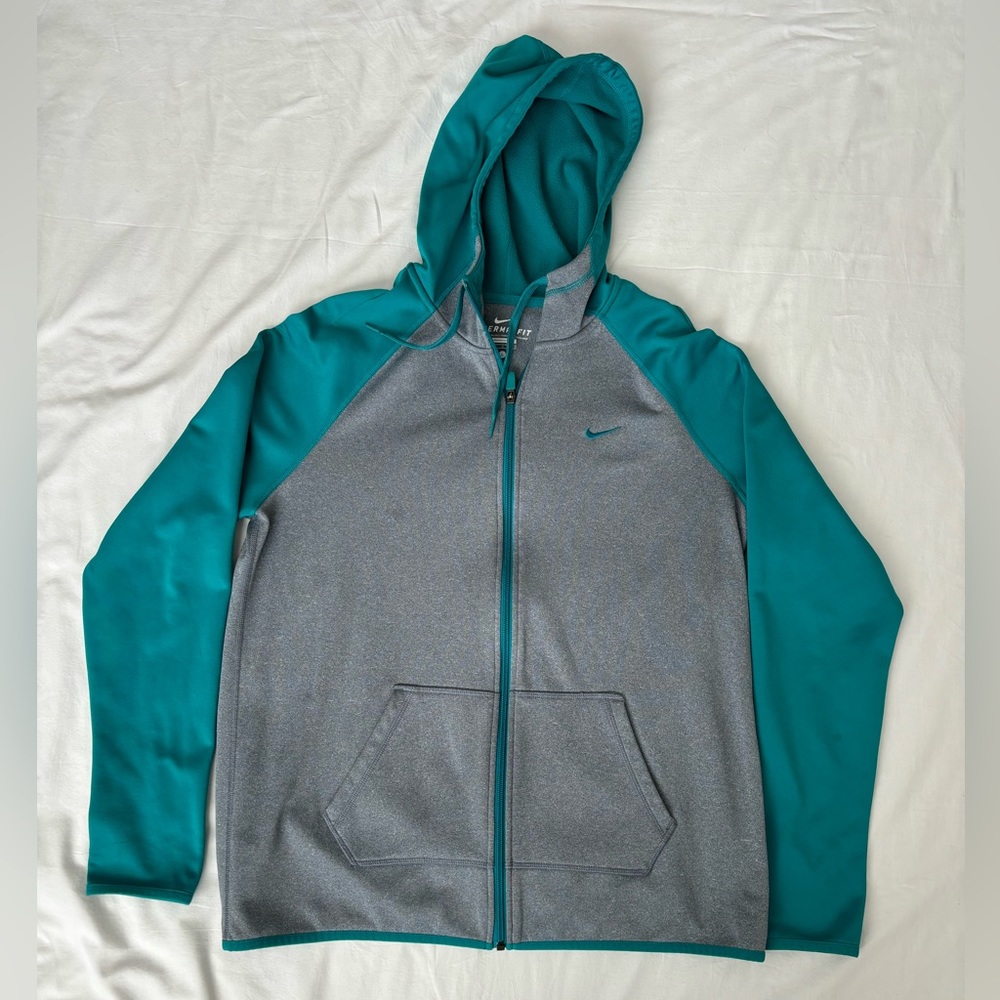 Nike Thermal-Fit Sweater